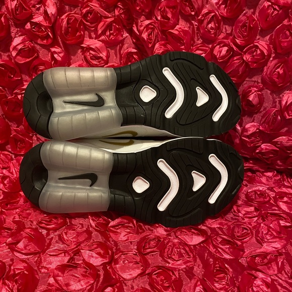 Nike Women's Air Max 200 - Picture 7 of 8